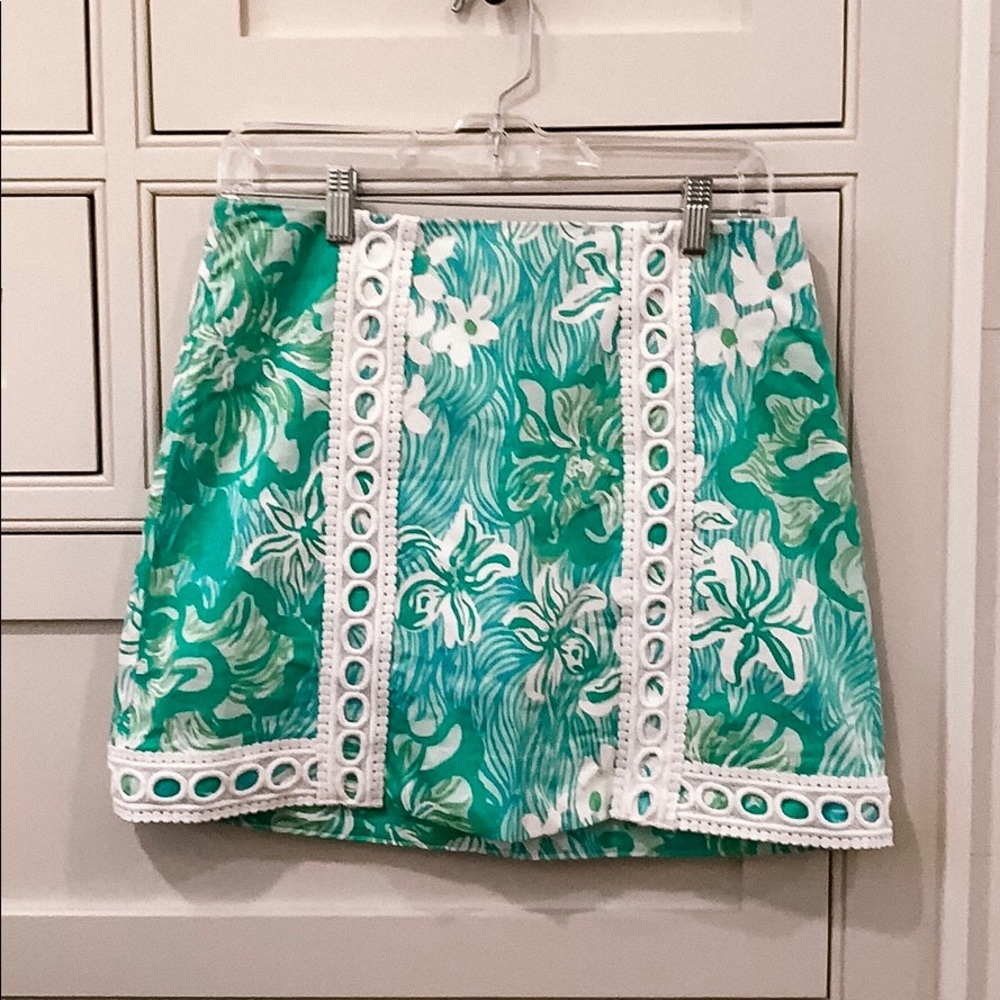 Lilly Pulitzer skirt